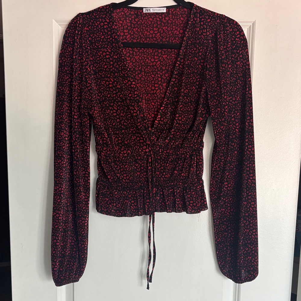 Zara Women’s Black and Red Cheetah Top Blouse